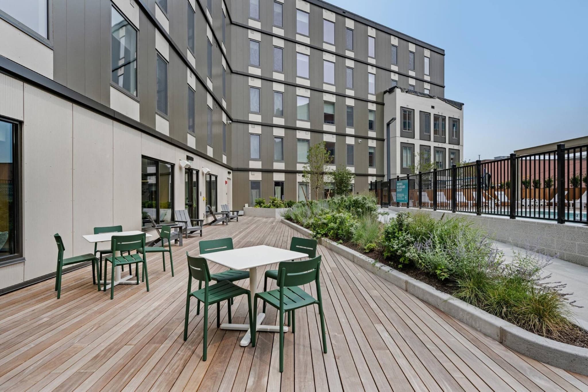 Center & Stone — view 9